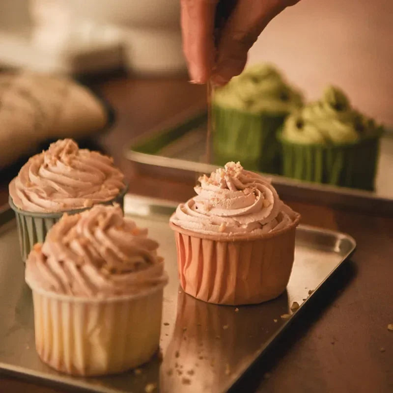 50Pcs Large Size Paper for Cupcakes Muffin Cupcake Paper Cups Baking Cupcakes Paper or Wedding Party Oilproof Cake Wrapper